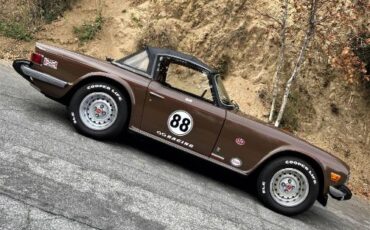 Unknown-Tr6-1974-British-Leyland-brow-12