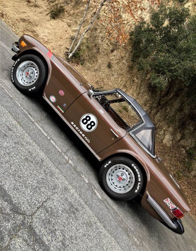 Unknown-Tr6-1974-British-Leyland-brow-5