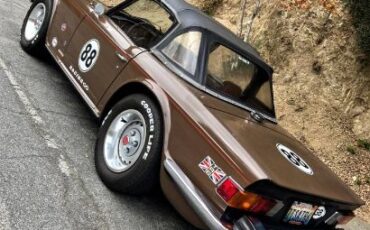 Unknown-Tr6-1974-British-Leyland-brow-7