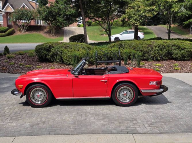 Unknown-Tr6-1974-Signal-Red-Tan-19
