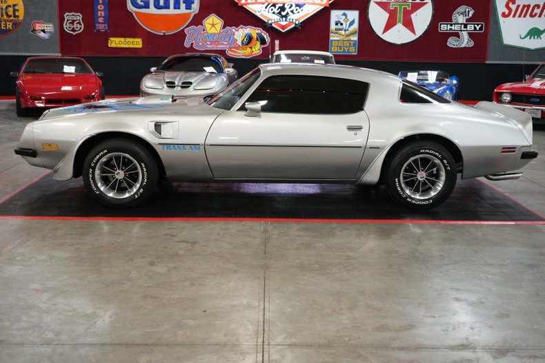 Unknown-Trans-am-1975-Silver-Black-1