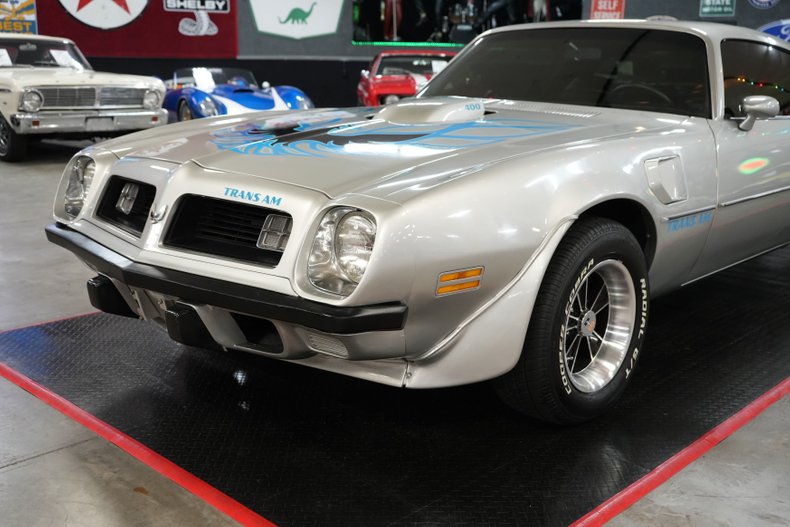 Unknown-Trans-am-1975-Silver-Black-24