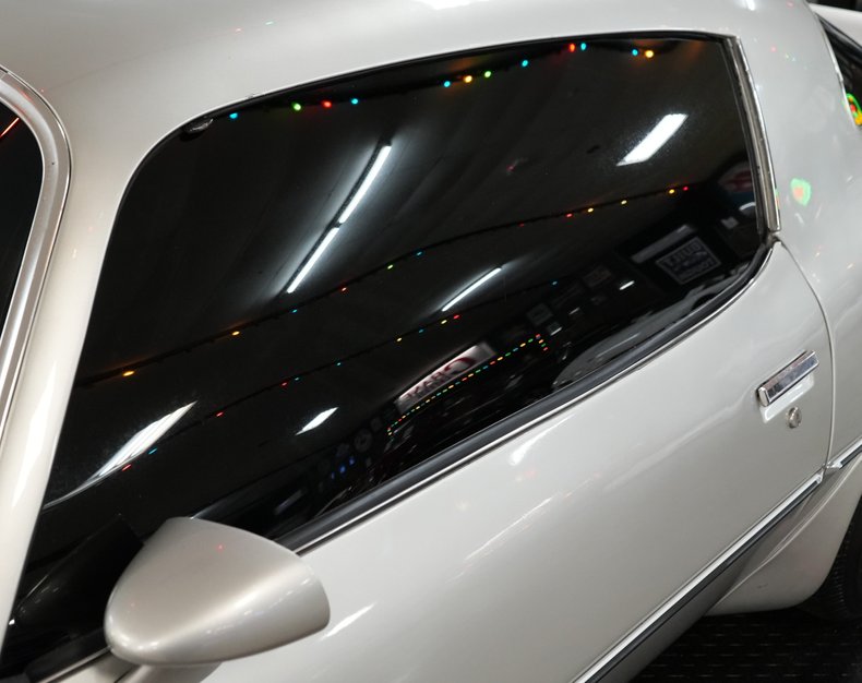Unknown-Trans-am-1975-Silver-Black-34