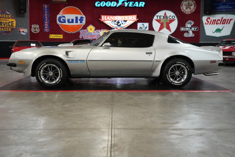 Unknown-Trans-am-1975-Silver-Black-4