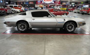 Unknown-Trans-am-1975-Silver-Black-7