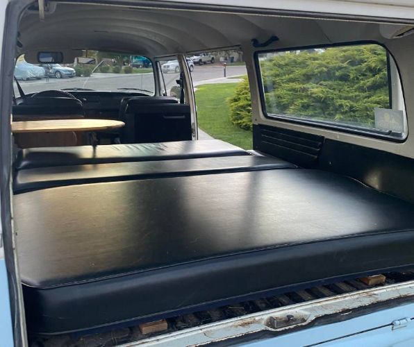 Unknown-Transporter-1972-Blue-2