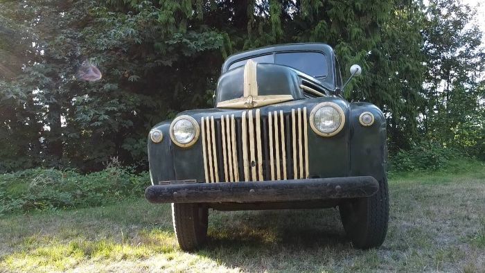 Unknown-Truck-1946-Green-12