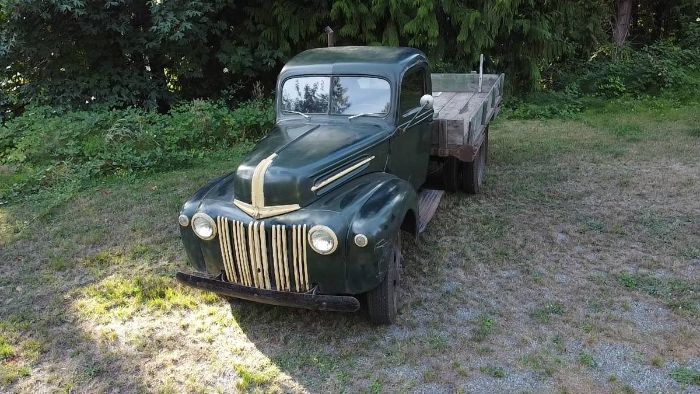 Unknown-Truck-1946-Green-16