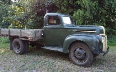 Unknown-Truck-1946-Green-17