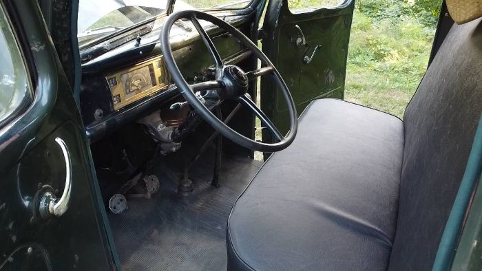 Unknown-Truck-1946-Green-22