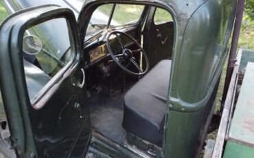 Unknown-Truck-1946-Green-7