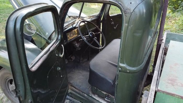 Unknown-Truck-1946-Green-7
