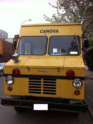 Unknown-Truck-1971-Yellow-2