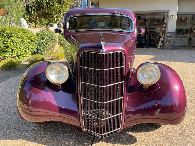 Unknown-Tudor-1935-purple-tan-5