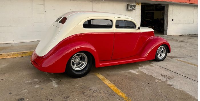 Unknown-Tudor-1937-2