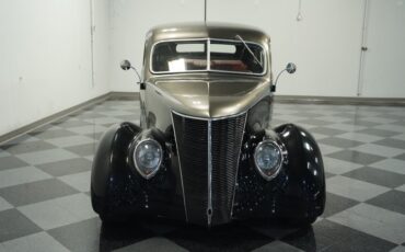Unknown-Tudor-1937-Black-Caramel-17
