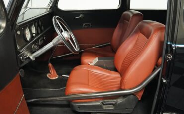Unknown-Tudor-1937-Black-Caramel-32
