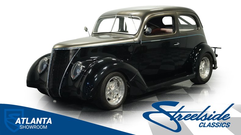 Unknown-Tudor-1937-Black-Caramel-42