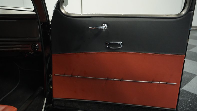 Unknown-Tudor-1937-Black-Caramel-7