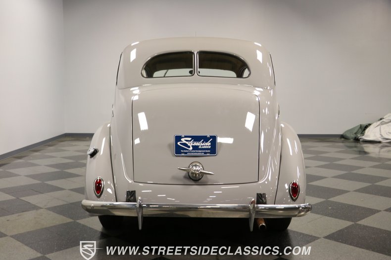 Unknown-Tudor-1938-Gray-Tan-11
