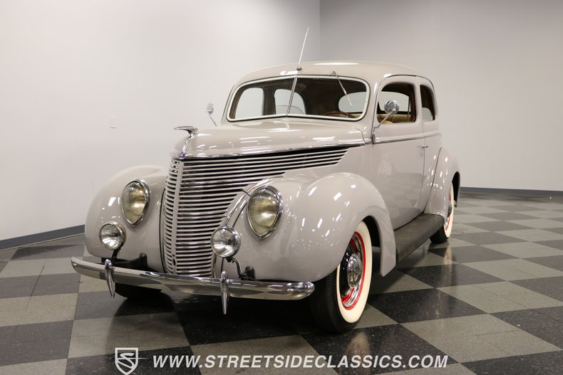 Unknown-Tudor-1938-Gray-Tan-18