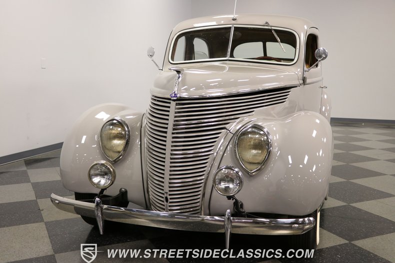 Unknown-Tudor-1938-Gray-Tan-20