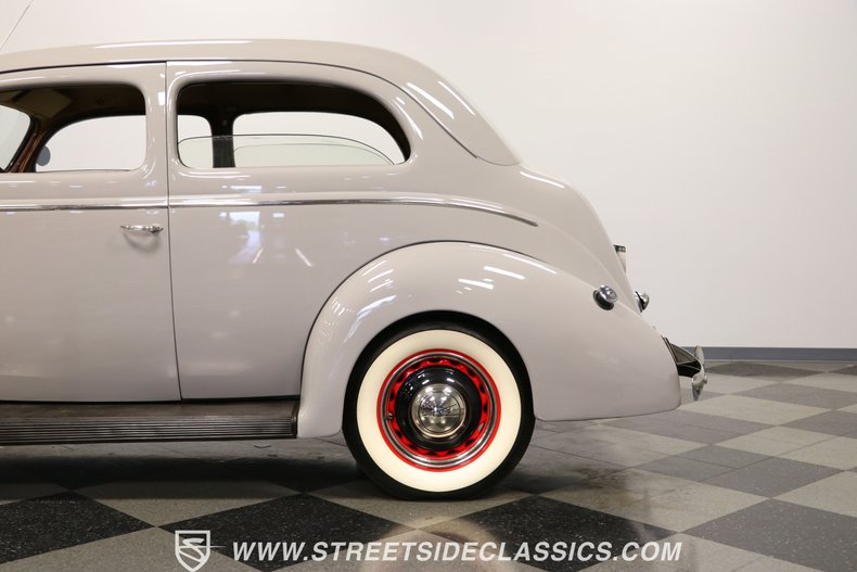 Unknown-Tudor-1938-Gray-Tan-23