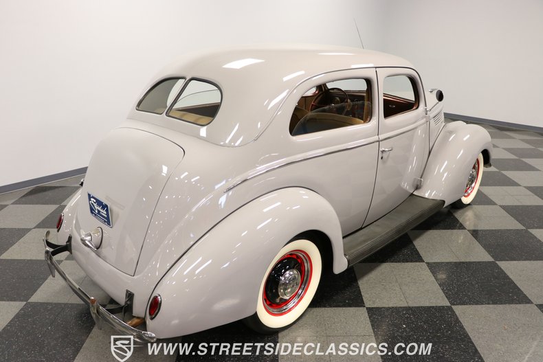 Unknown-Tudor-1938-Gray-Tan-26