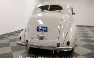 Unknown-Tudor-1938-Gray-Tan-27