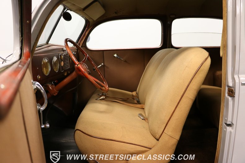 Unknown-Tudor-1938-Gray-Tan-3