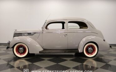 Unknown-Tudor-1938-Gray-Tan