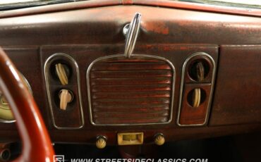 Unknown-Tudor-1938-Gray-Tan-4
