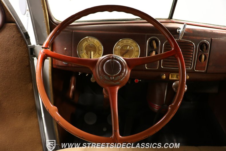 Unknown-Tudor-1938-Gray-Tan-44