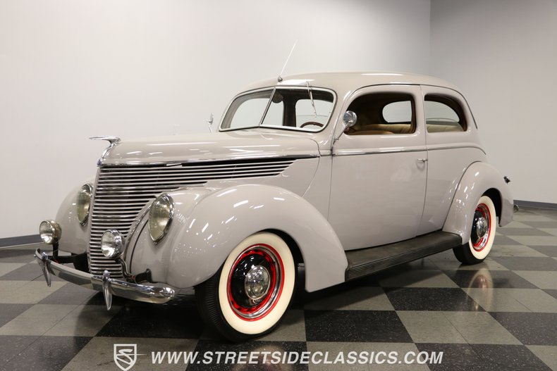 Unknown-Tudor-1938-Gray-Tan-5