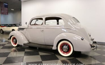 Unknown-Tudor-1938-Gray-Tan-8