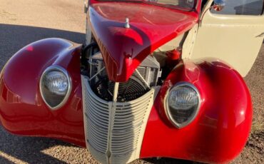Unknown-Tudor-1939-Two-Tone-7