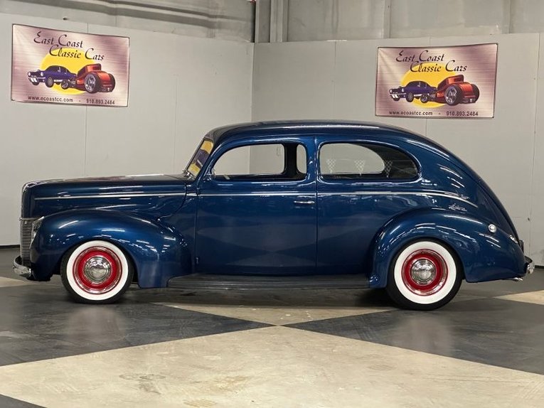 Unknown-Tudor-1940-Blue-TanGray-1