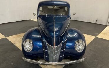 Unknown-Tudor-1940-Blue-TanGray-11