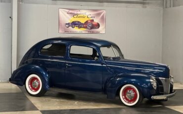 Unknown-Tudor-1940-Blue-TanGray-13