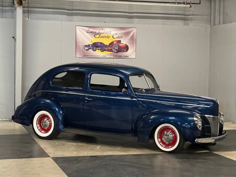 Unknown-Tudor-1940-Blue-TanGray-13
