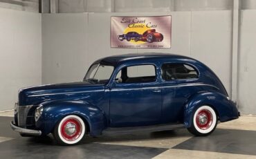 Unknown-Tudor-1940-Blue-TanGray