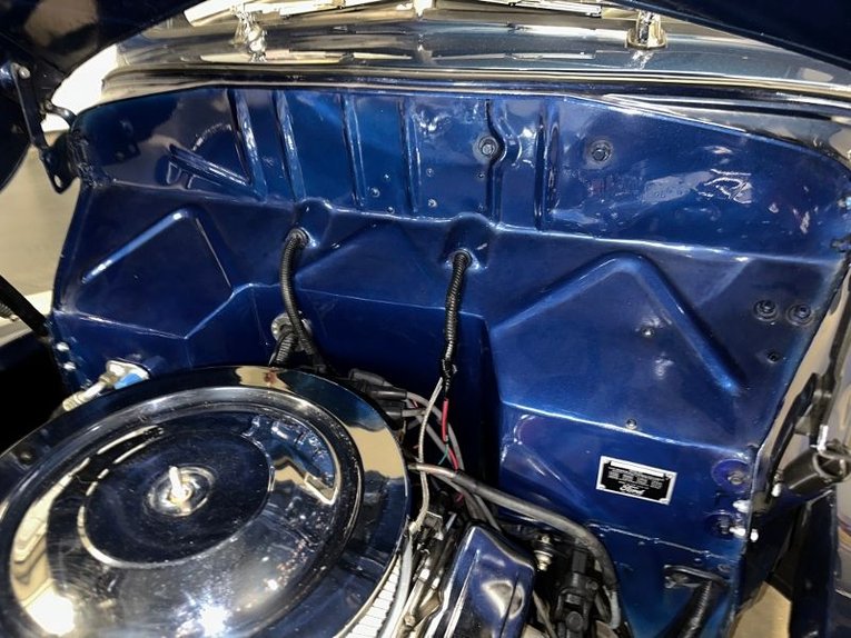 Unknown-Tudor-1940-Blue-TanGray-45