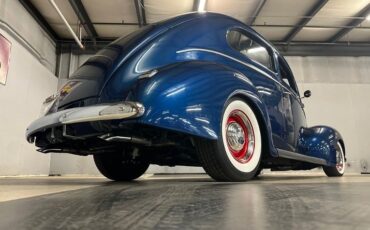 Unknown-Tudor-1940-Blue-TanGray-46