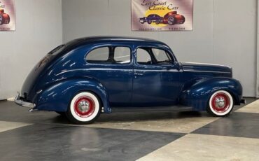Unknown-Tudor-1940-Blue-TanGray-48