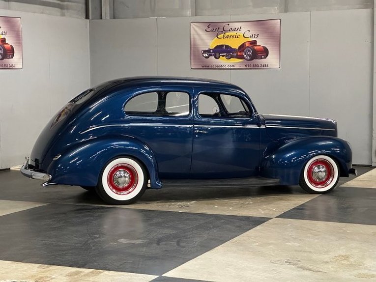 Unknown-Tudor-1940-Blue-TanGray-48