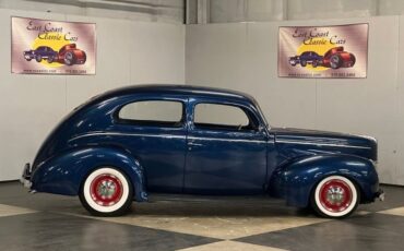 Unknown-Tudor-1940-Blue-TanGray-6