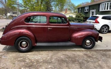 Unknown-Tudor-1940-Burgundy-Beige-5