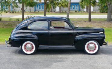 Unknown-Tudor-1941-Black-Red-ampamp-White-27