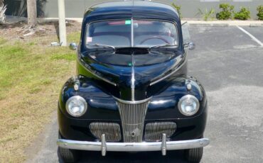 Unknown-Tudor-1941-Black-Red-ampamp-White-31