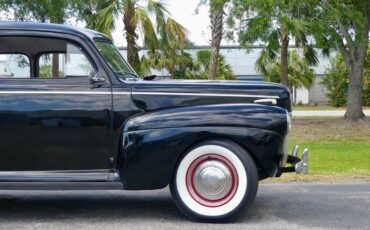 Unknown-Tudor-1941-Black-Red-ampamp-White-36